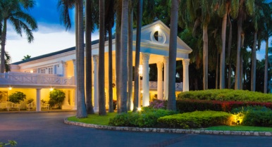 65-Jamaica-Half-Moon-Resort-Entrance