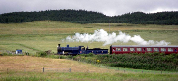 Stream-Railway-Speyside-Scotland
